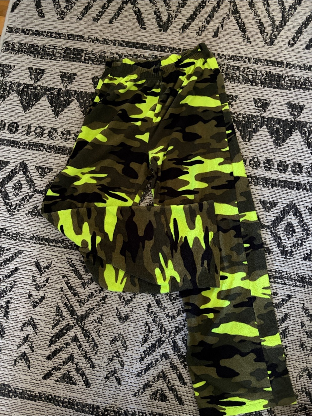 Kids Neon Camo Pajama Pants - Green/Black